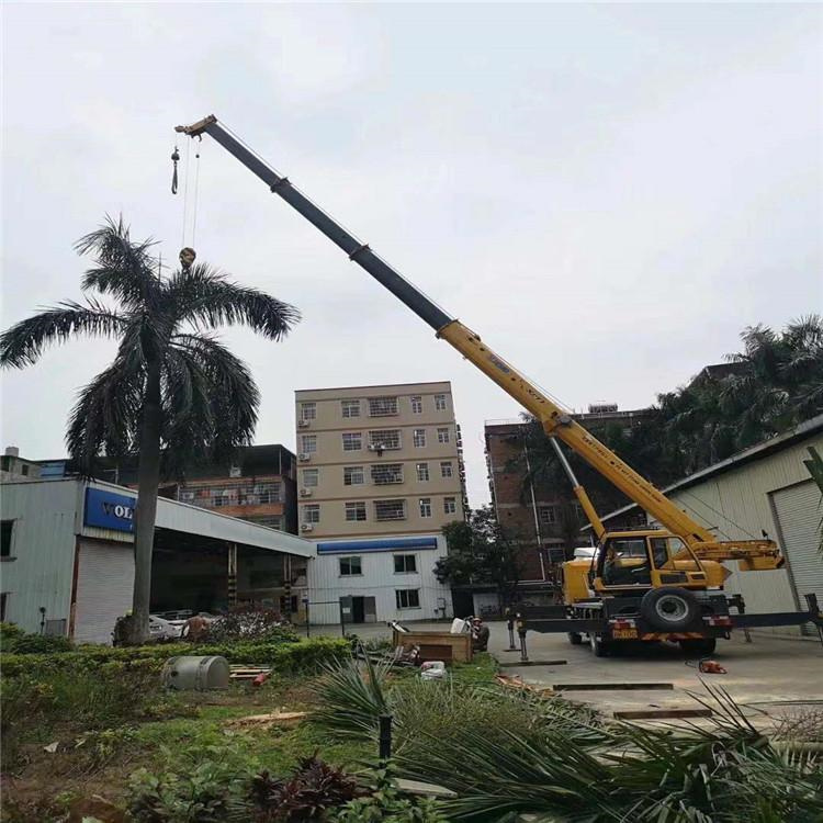 大路镇12吨吊车出租一天的收费标准是什么