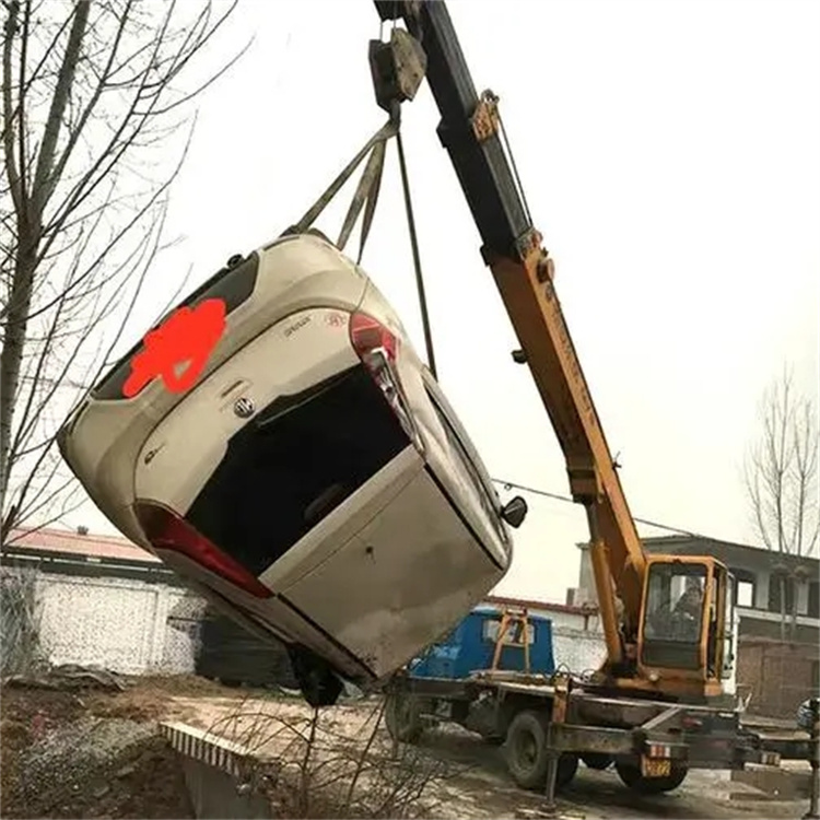 大路镇随时待命，吊车24小时道路救援服务全解析